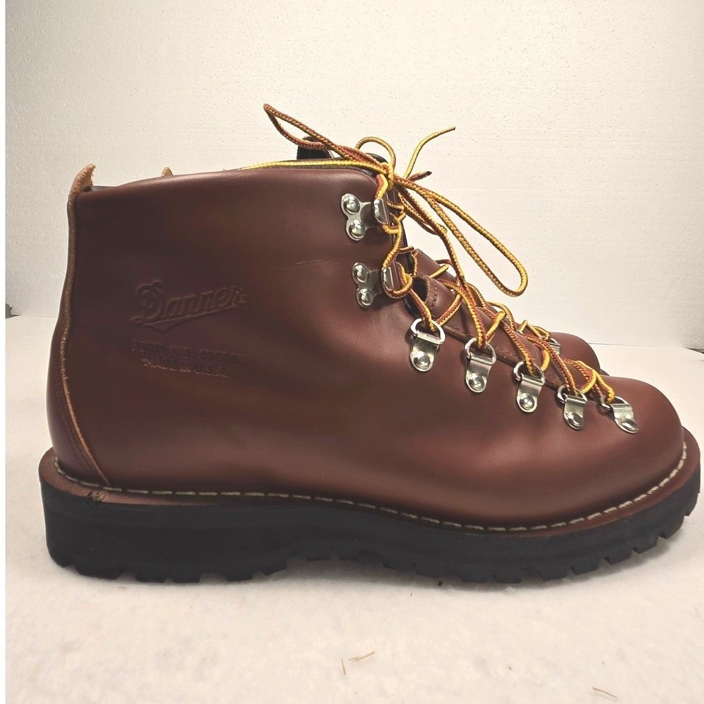 Danner Mountain Light Hiking Boots Mens 10.5 Brown Made in USA Gore-Tex Vibram